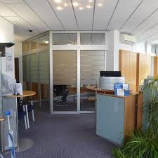 Wirtschaftsdienste · das finanzinstitut stellt eine leistungsübersicht für privat. Photos At Volksbank Rhein Lahn Limburg Eg Geschaftsstelle Linter Atm In Limburg An Der Lahn
