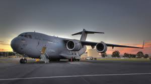 Long range heavy cargo transporter. Boeing C 17 Globemaster Iii Hd Wallpaper Background Image 2048x1152 Wallpaper Abyss