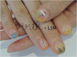 发型美甲 水晶甲指甲彩绘 让淡淡粉感在指尖上轻舞 subtle nails minimalist nails strong nails