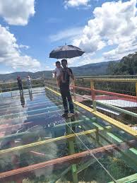 Di sebelah pasar filipina ini. Jambatan Kaca Pertama Di Sabah Ni Ada Kat Tenom Tepatnya Di Tenom Yong Farmstay Jambatan Ni Tak Panjang Sangat Tapi Tetap Menyeramkan Kalau Korang Berdiri Atas Jambatan Cermin Ni Tempat Menarik Di