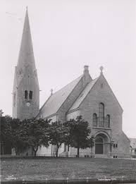 Vålerenga church stands in the middle of vålerenga park in the neighborhood of vålerenga. Anders Beer Wilse Fra Valerenga Kirke Nasjonalmuseet Samlingen
