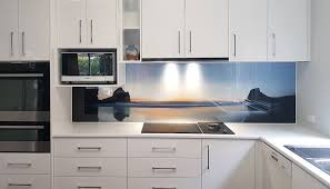 kitchen glass splashbacks modern