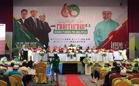 — picture by mukhriz hazim kuantan, june 20 — outgoing pas youth chief muhammad khalil abdul hadi called upon the party's youth members to never tire in continuing their struggle to uphold and defend islam. Pas Perlis Terus Tegur Pimpinan Parti Jemput Orang Kuat Asri Ke Muktamar Free Malaysia Today Fmt