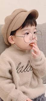 This hd wallpaper is about little cute baby, original wallpaper dimensions is 2560x1600px, file size is 332.4kb. Cute Child Model Glasses Wallpapers For Iphone11 Iphone11 Pro Iphone 11 Pro Max Free Wallpaper Download Free Wallpapers 13 August 2021