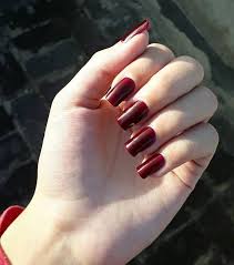 Looking for some cute thanksgiving nail art or fall nail polish colors? 40 Super Hot Maroon Color Nail Polish Ideas Naildesigncode