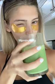 Hannah Cash (hannahcashh)