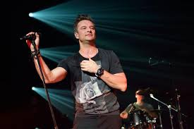 Manfred mann s earth band for you. Ma Derniere Lettre David Hallyday Devoile Une Nouvelle Chanson En Hommage A Johnny Soirmag