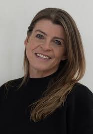 Sonya Metzler's Instagram, Twitter & Facebook