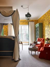 Noch heute erfreut sich dieser einer grossen beliebtheit und verkörpert einen einzigartigen style mit seiner pfeffrigen note und dem doch deutlichen hauch. 55 Best Bedroom Ideas Beautiful Bedroom Decorating Tips
