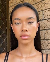 Makeup By Simmy Carr‎