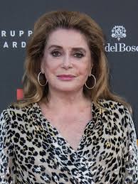 Bienvenue tout le monde, this is a fanpage about catherine deneuve!. Catherine Deneuve