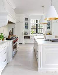 2019 Kitchen Trends You Ll See Everywhere This Year Classic White Kitchen 2019 Kitchen Trends Interior Design Kitchen