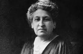 Marie Thomas, Dokter Pertama Perempuan di Indonesia