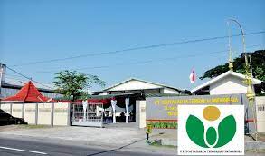 Lowongan kerja hm sampoerna merupakan perusahaan yang bergerak di industri tembakau dengan produk legendarisnya yaitu dji sam soe atau dikenal dengan raja kretek. Gaji Operator Produksi Di Hm Sampoerna Jamblang Tutup Sementara 2 Pabrik Sampoerna Pastikan Karyawan Petugas Membereskan Berbagai Macam Merek Rokok Produksi Hm Sampoerna Di Sebuah Mini Market Di Jakarta