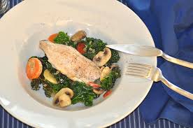 zubereitung federkohl waschen zerkleinern und mit einer zwiebel im bratbutter anziehen geschnittene champignons dazu geben mit weis rezepte kohl zubereitung