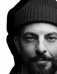 DORFZYTIG WARTH-WININGE mit offiziellen Mitteilungen der Gemeinde Ein-Blick  in einen Bauernhof Seite 14 Schwalbenschwänze für