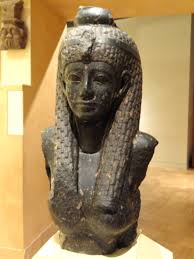 File:Cleopatra VII statue fragment, 69-30 BC - Royal Ontario Museum - DSC09761.JPG - Wikimedia Commons