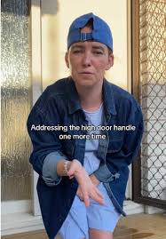 One last New Zealand door handle tour 🚪 #kendricklamar #superbowl  #superbowlhalftimeshow #kendricklamarsuperbowl #tessgracedoor  #tessgracedoorhandle #doorhandle