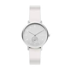 The rose gold head casing matches the watch face and like many danish brands, skagen pride themselves on bringing you great quality, functional pieces that are totally affordable for everyday. Affordable Watch Brands For Women That Look Expensive