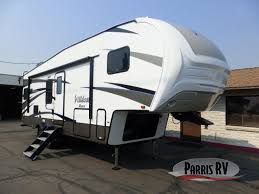 Search for specific forest river wildcat fifth wheel information. Forest River Wildcat Maxx Fifth Wheel And Travel Trailer Review 2 Ways To Maximize Your Vacation Parris Rv Blog