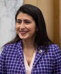 Jessica Ramos's Instagram, Twitter & Facebook