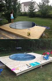 Verzinkter Lagertank Verwandelte Sich In Einen Privaten Pool Im Hinterhof Einen Hinterhof Lagertank Stock Tank Pool Backyard Playground Stock Tank