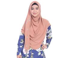 Oki setiana dewi, s.hum, m.pd (lahir di batam, kepulauan riau, 13 januari 1989; Alasan Oki Setiana Dewi Perbanyak Dakwah Selama Ramadan Okezone Celebrity