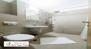 Sovata hotel lacul ursu | la hotel lacul ursu aproape de lacul ursu beneficiati de cazare cu intrare la wellness si piscine apartamentele twins se afla in statiunea sovata bai la o distanta de 700 de metri de lacul ursu. Hotel Muresul Sovata Oferte Cazare Tratament In Sovata