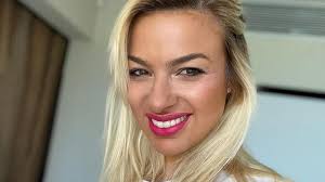 Roxy vazquez (journalist) hakkında bilgi edinin: Roxy Vazquez Anuncio En Vivo Que Esta Embarazada La Sorpresa De Sus Companeros Tv La Voz Del Interior