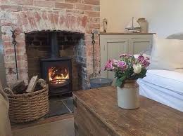 Latest Pic Brick Fireplace Ideas Strategies It Sometimes Makes Sense To Help Miss The Redesign Rather Than Hutte Kamin Ziegelsteinkamin Bauernhaus Wohnzimmer