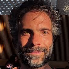 Osvaldo Benavides (@osvaldobenavides) • Instagram photos and videos