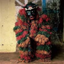 Последние твиты от the masquerade (@masquerade_atl). African Masquerade Rituals And Spiritual Realms Are Unmasked At The Boca Raton Museum Of Art Revista Entre Rayas