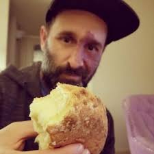 Aaron Carnes (@aaroncarnes)