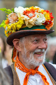 Best places to eat in upper mill please for a nice date night? X