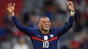Jun 26, 2021 · контракт мбаппе с псж рассчитан до июня 2022 года. Mbappe Otkazalsya Podpisyvat Novyj Kontrakt S Pszh Na Predlozhennyh Klubom Usloviyah Sport Ekspress