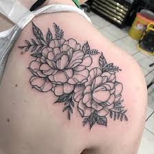 Top 30 Flower Shoulder Tattoos Beautiful Flower Shoulder Tattoo Designs