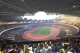 Tiene múltiples usos, pues cuenta con pista de atletismo y campo de fútbol. Estadio Primeiro De Maio Rungrado O Maior Estadio Do Mundo Fica Na Coreia Do Norte