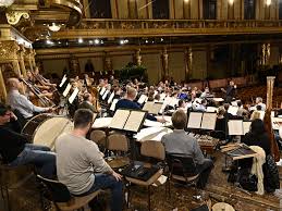 Download our mobile app now. Wiener Philharmoniker Verteidigen Impfaktion Corona Impfung Vienna At