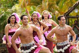 As with all cultures samoa has their own traditional style of dress. Samoans Wikipedia