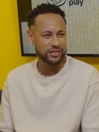 Messi vaiado em Hong Kong: reembolso exigido pelos fãs