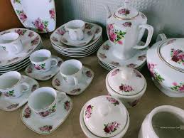 Perkakas dapur dan pinggan mangkuk berkualiti untuk hidangan berkualiti. Kilang Lavender Ceramics Batu Gajah Tempat Saya Dapatkan Set Pinggan Cantik