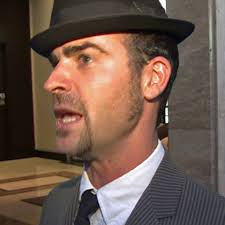 Justin Theroux Sues NYC Neighbor in Home Makeover War