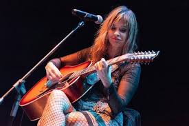 Versión del saludo a la bandera cantada por fabiana cantilo y con arreglos de lito vitale. Fabiana Cantilo Rosarioencartel Com