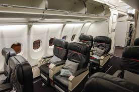 A business class seat with turkish airlines is a guarantee of a pleasant flight. Review Turkish Airlines Business Class A330 Bewertung Test