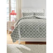 Our stylish bedroom furniture and inspiring ideas are just what you need. Ashley Signature Design Bedding Sets Q790003f Full Media Gray White Comforter Set Dunk Bright Furniture Bedding Sets