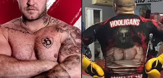 Zobacz najciekawsze publikacje na temat: Chuligan Widzewa Lodz Zawalczy Na Gole Piesci W Turnieju Gromda Foto Fansportu Pl