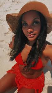 Joelle Smith (@lovejojoxo)