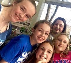 Curt Holcroft's Instagram, Twitter & Facebook