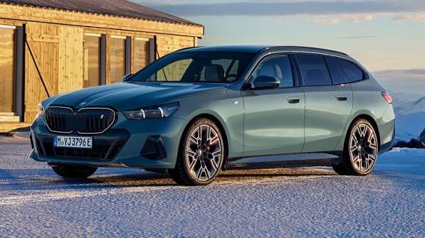 BMW i5 xDrive40 Touring