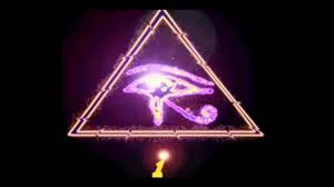 Sekilas gambar tersebut mirip dengan simbol illuminati yaitu logo seeing eye , atau bahasa yang lebih gampangnye mata segitiga , trus apa hubungannya sama lambang seeing eye ? Sunway Piramid Malaysia Adalah Kepunyaan Illuminati Youtube